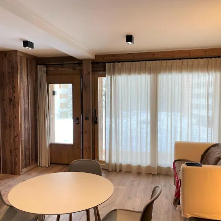 Apartment Polaris 1 001 - Luxe & Lift 6 Pers Zinal